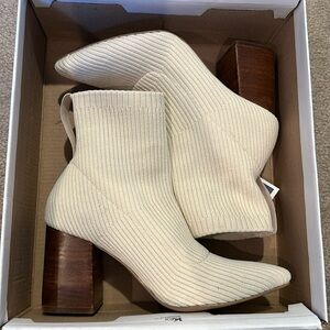 Steven knit heeled boots